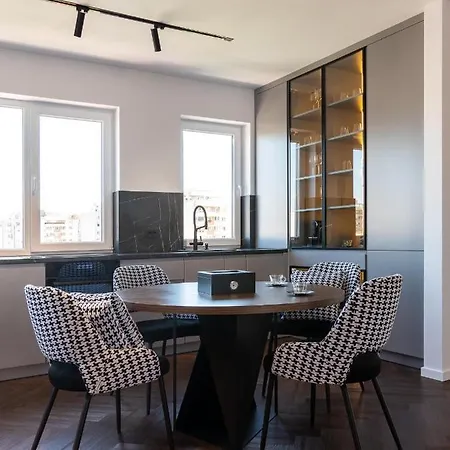 Sumtech Apartament Lägenhet